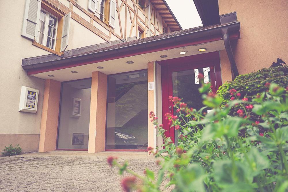 Guest Haus On The Lake Hotel Darligen ภายนอก รูปภาพ